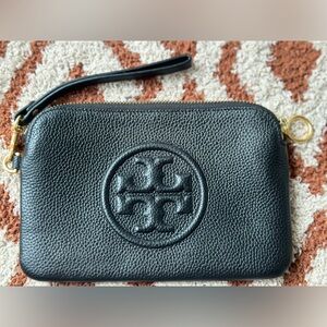 Tory Burch Perry Wristlet